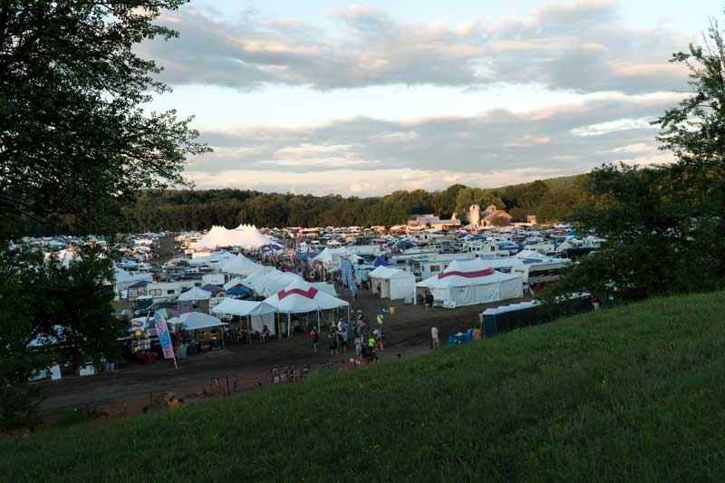 festival camping