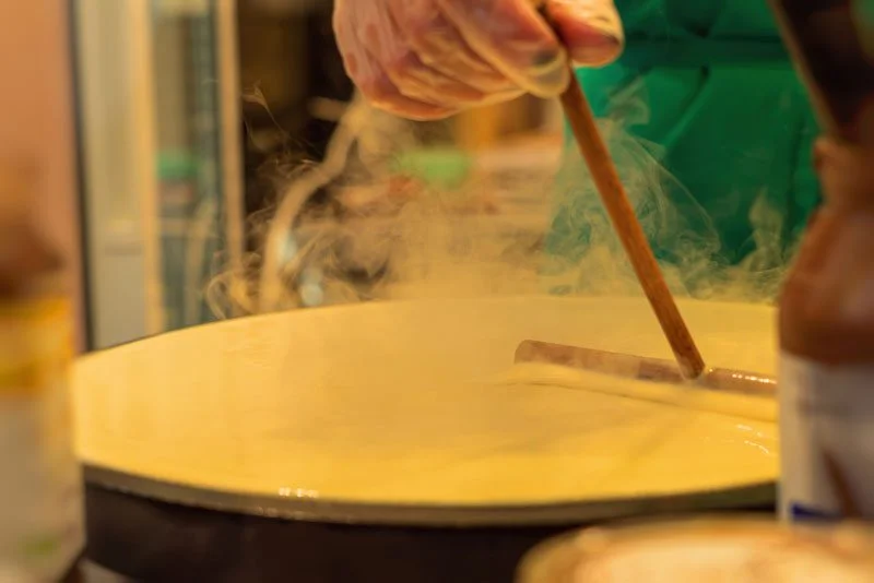 Gf22-CrepeMaker food vendors at grey fox